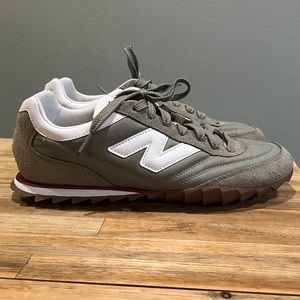 New Balance RC30 Olive Green Sneakers
